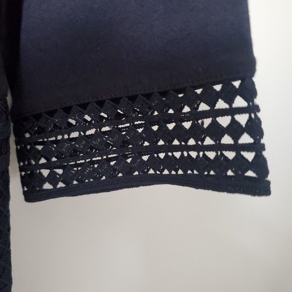 NWOT* Navy Blue Crew Neck Top Crocheted Accent Trim 3/4 sleeve Nautical Basic - Picture 5 of 9